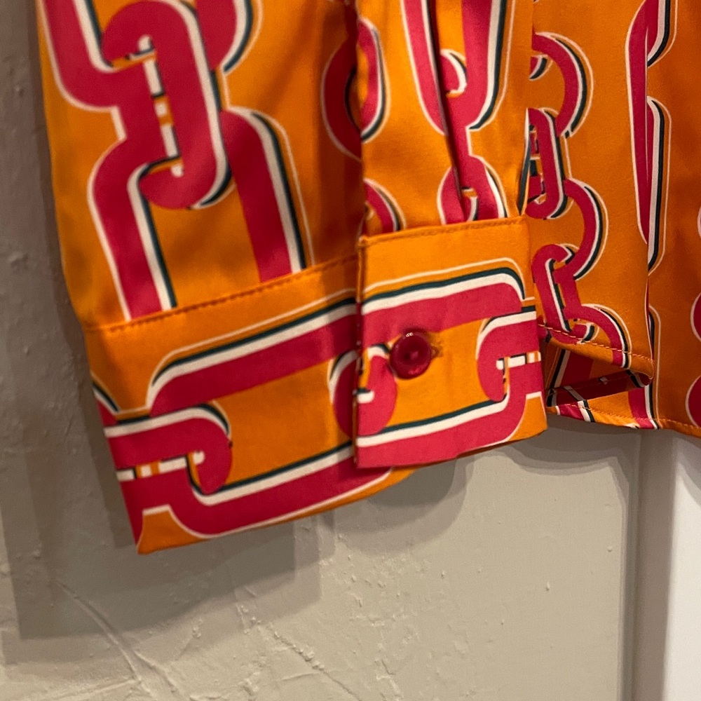 Vibrant Chain Pattern Button-Up Blouse - image 5